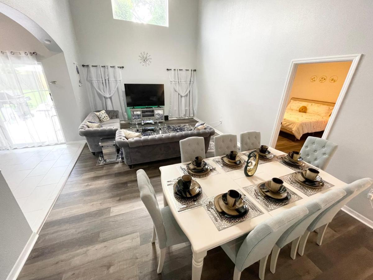 Fully Renovated, Quiet, Spacious Disney Themed Pool Home With Office Kissimmee Bagian luar foto