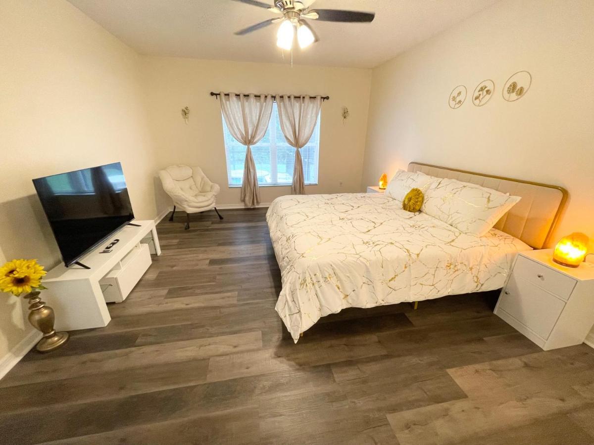 Fully Renovated, Quiet, Spacious Disney Themed Pool Home With Office Kissimmee Bagian luar foto