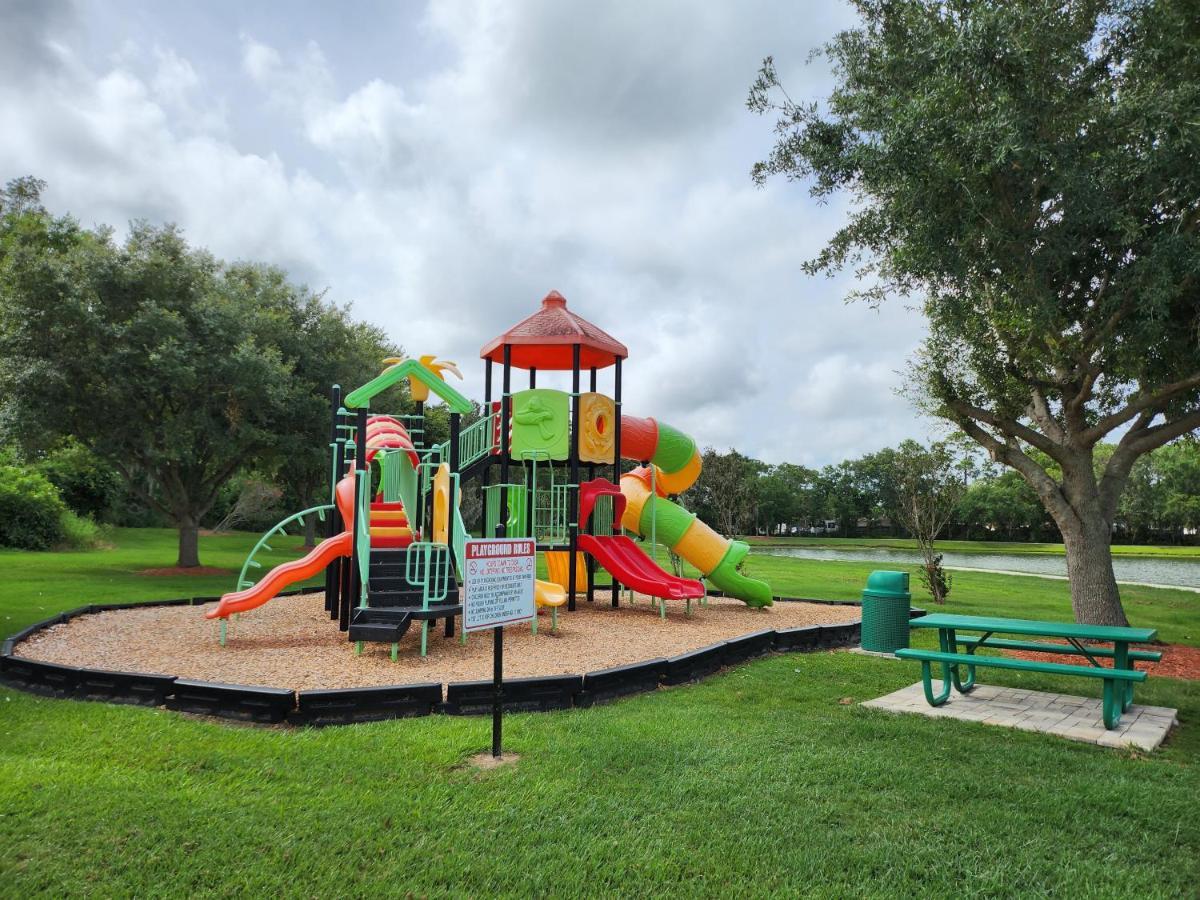 Fully Renovated, Quiet, Spacious Disney Themed Pool Home With Office Kissimmee Bagian luar foto