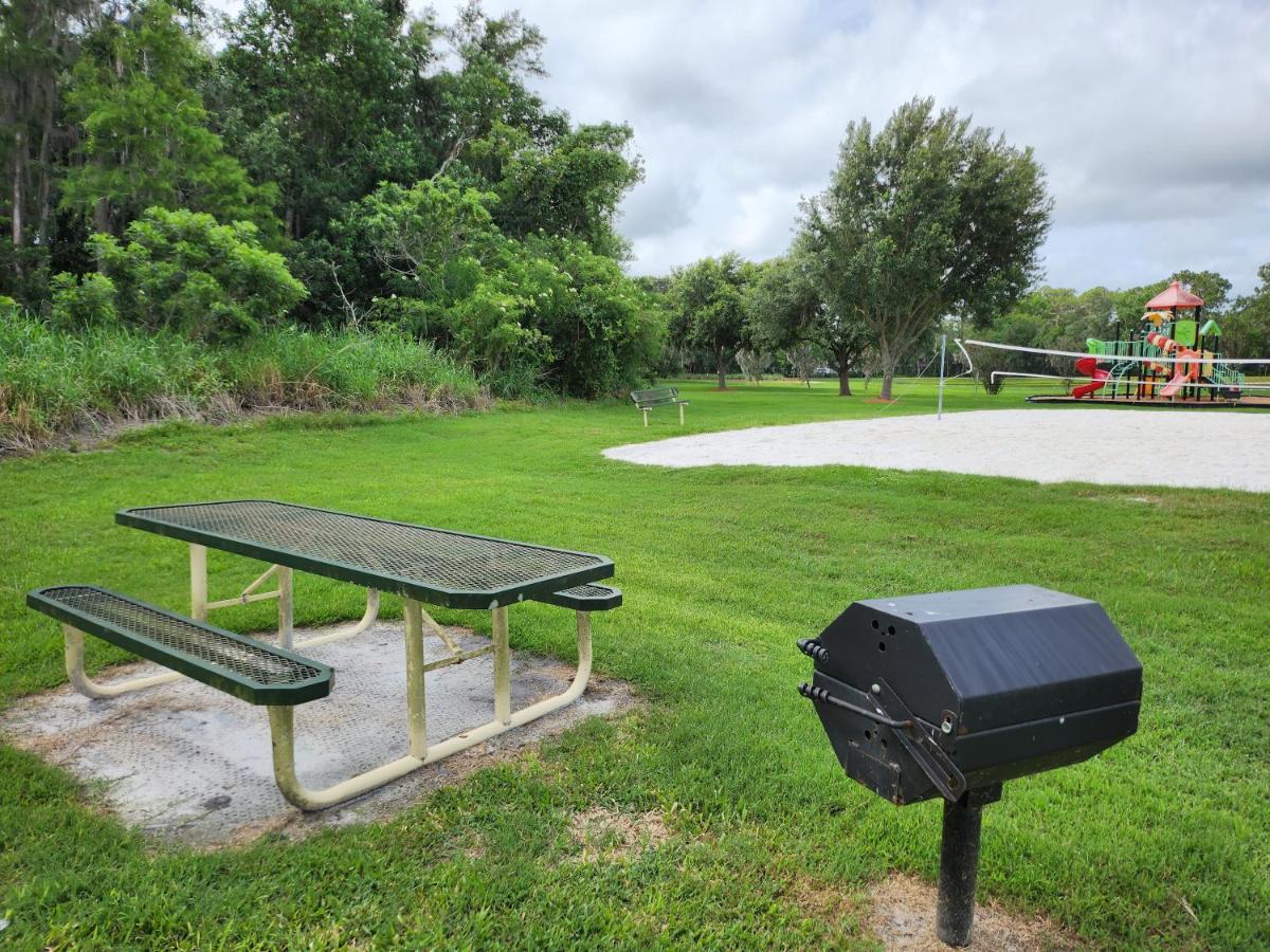 Fully Renovated, Quiet, Spacious Disney Themed Pool Home With Office Kissimmee Bagian luar foto